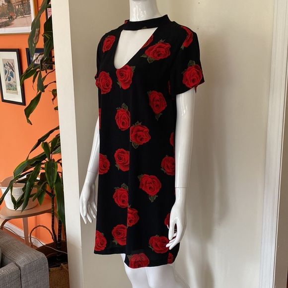Sanctuary Red & Black Rose Print Madeline Tunic Dress Size Large - Picture 3 of 9
